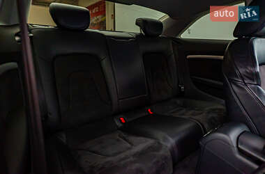Купе Audi A5 2011 в 