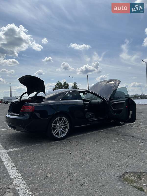 Купе Audi A5 2012 в Києві