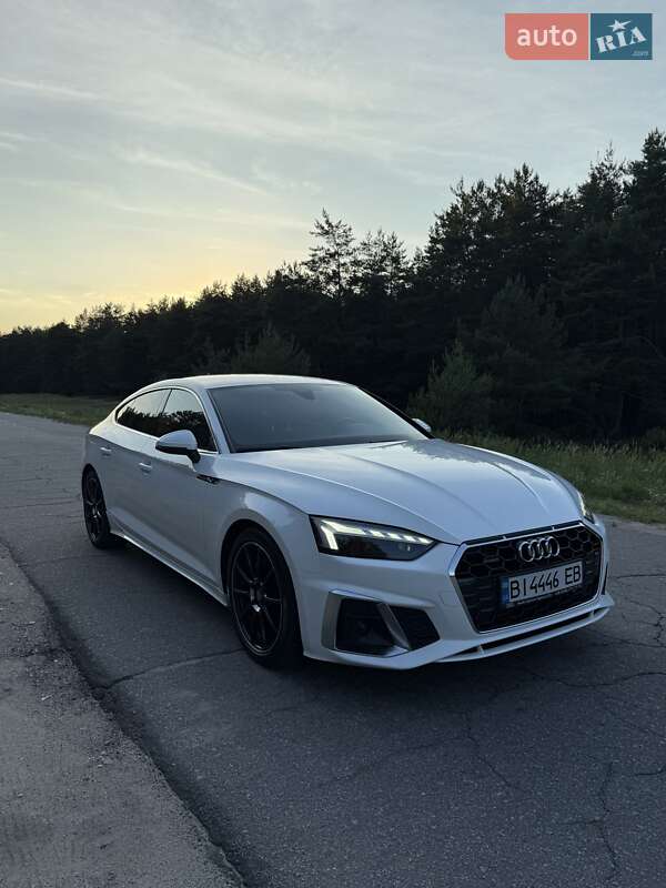 Лифтбек Audi A5 2022 в Кременчуге