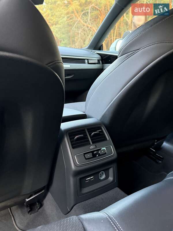 Лифтбек Audi A5 2022 в Кременчуге
