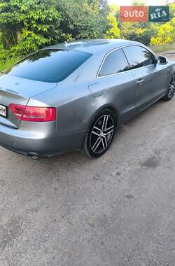 Купе Audi A5 2009 в 