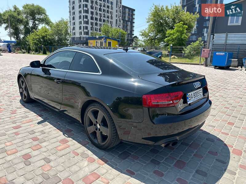 Купе Audi A5 2010 в Кропивницком