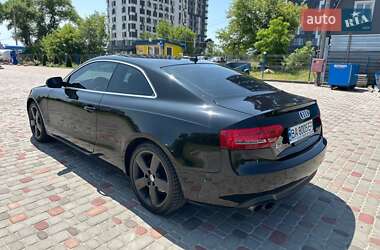 Купе Audi A5 2010 в 