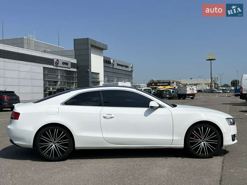 Купе Audi A5 2010 в Киеве