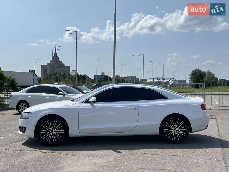 Купе Audi A5 2010 в Киеве