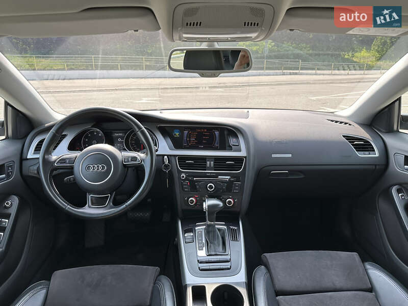 Купе Audi A5 2016 в Киеве
