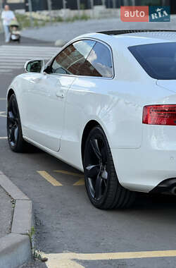 Купе Audi A5 2012 в 