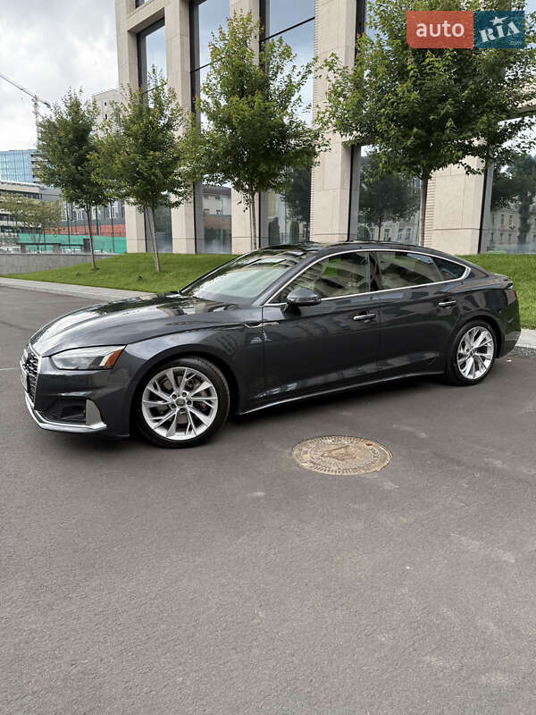 Лифтбек Audi A5 2020 в Киеве