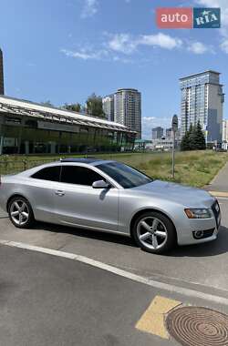 Купе Audi A5 2010 в 
