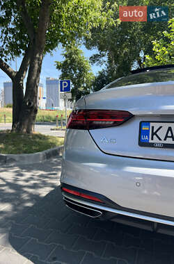Ліфтбек Audi A5 2021 в 