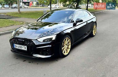 Купе Audi A5 2017 в 