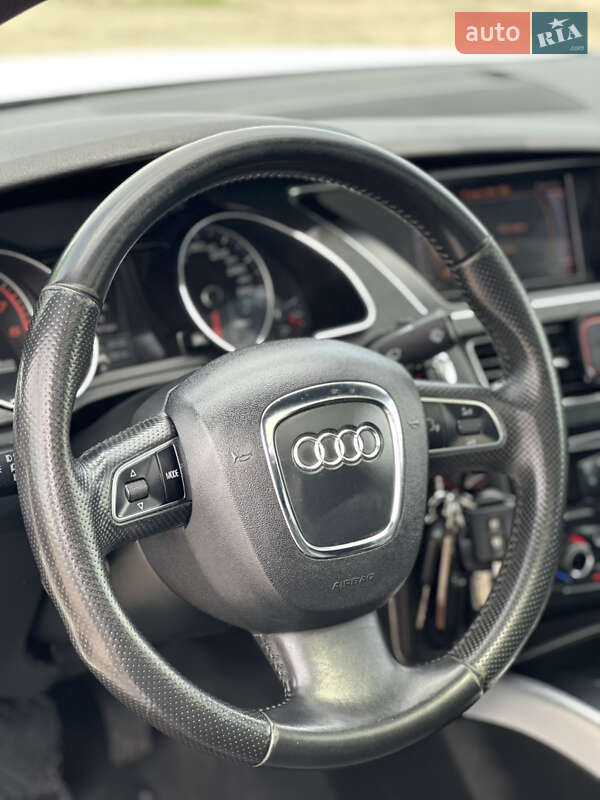 Купе Audi A5 2011 в Киеве