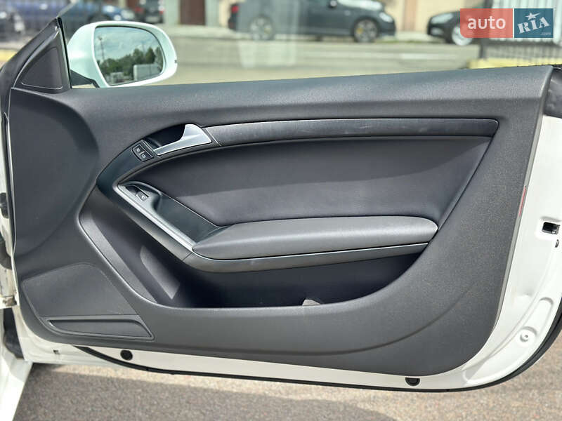 Купе Audi A5 2011 в Киеве