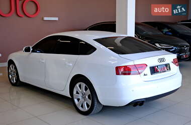 Купе Audi A5 2011 в 