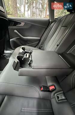 Ліфтбек Audi A5 2022 в 