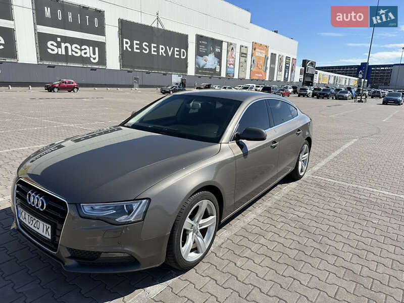 Купе Audi A5 2016 в 