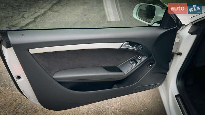 Купе Audi A5 2011 в Киеве