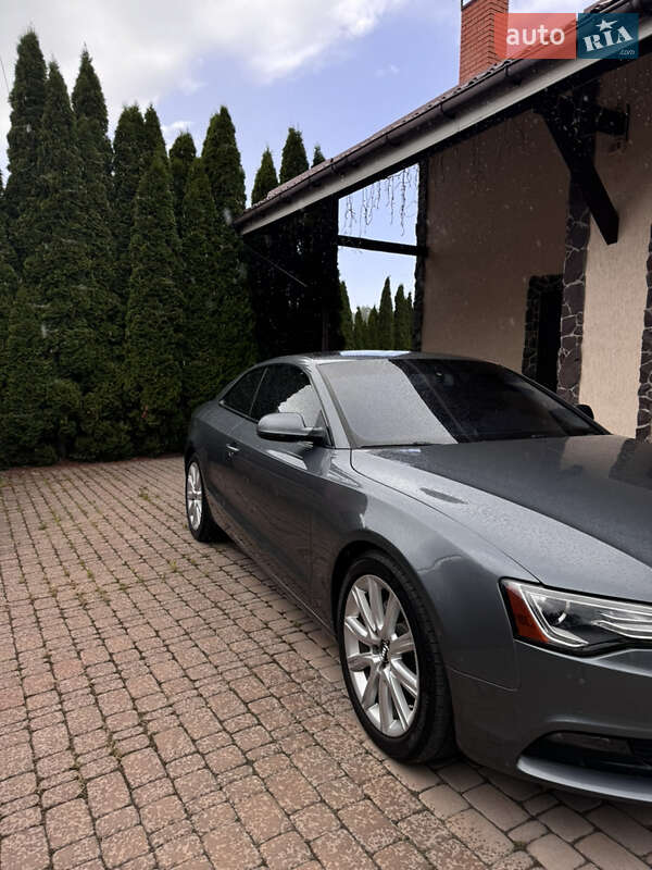 Купе Audi A5 2013 в Киеве