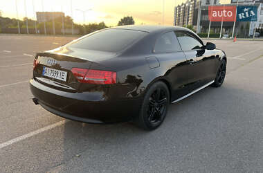 Купе Audi A5 2010 в 