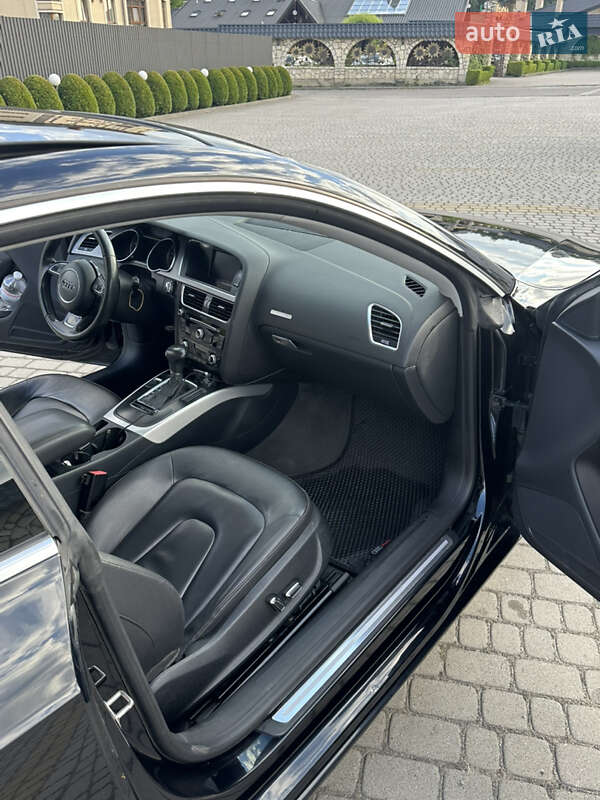 Купе Audi A5 2013 в Львове