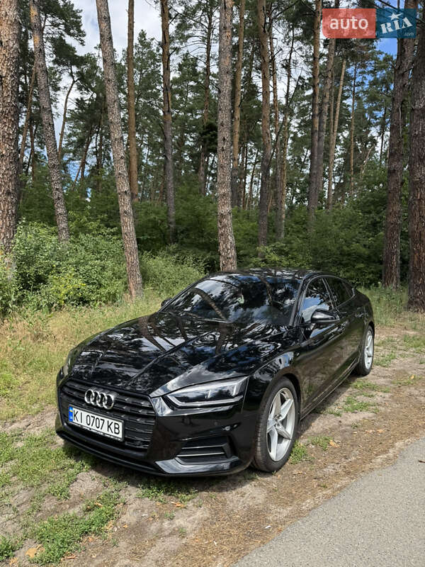 Купе Audi A5 2017 в Киеве