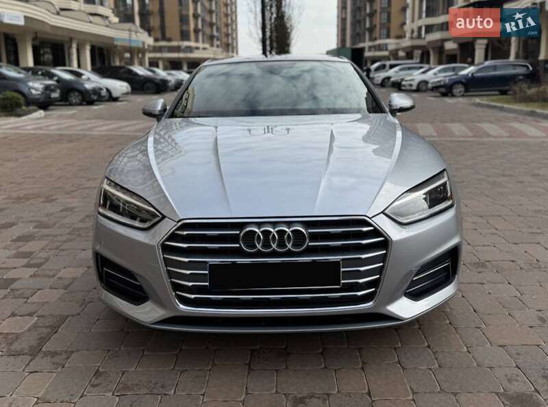 Купе Audi A5 2017 в Киеве