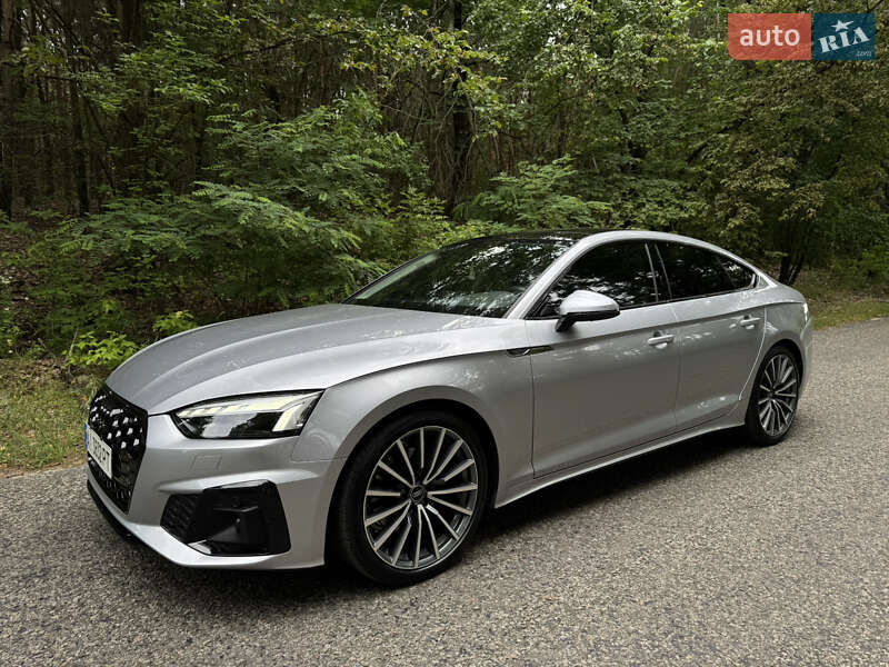 Ліфтбек Audi A5 2024 в 