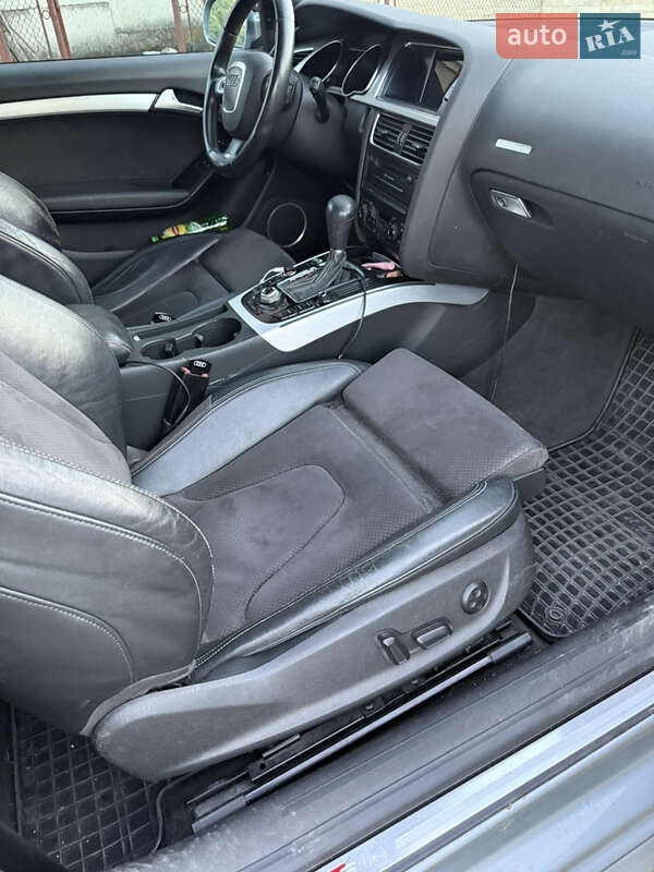 Купе Audi A5 2010 в Ужгороде