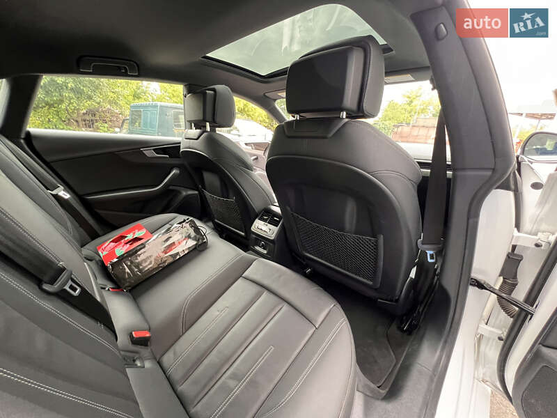 Ліфтбек Audi A5 2020 в Рівному