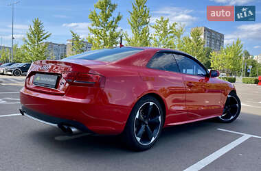 Купе Audi A5 2010 в 