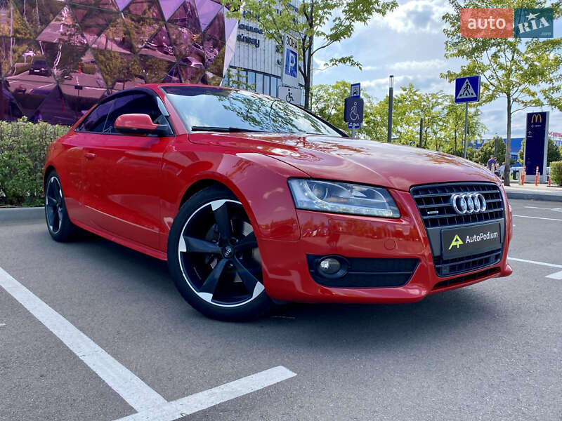 Купе Audi A5 2010 в Киеве