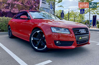 Купе Audi A5 2010 в 