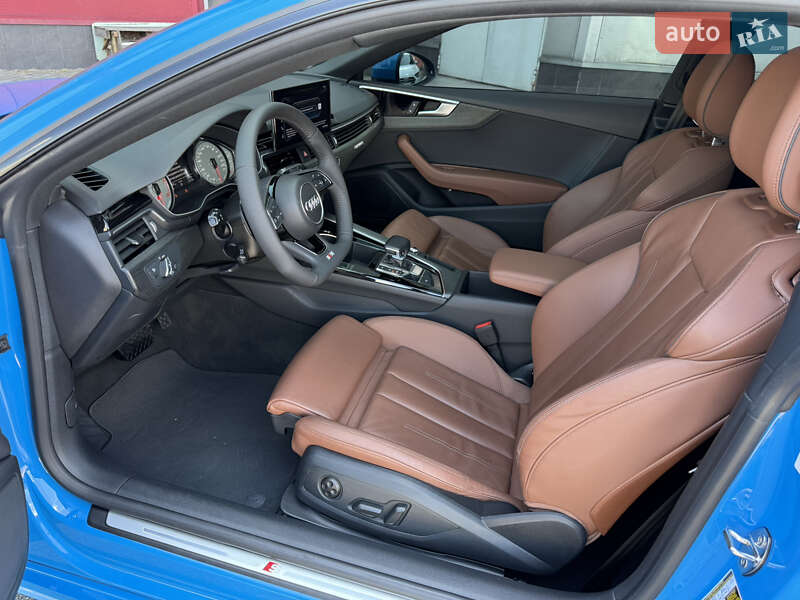 Купе Audi A5 2022 в Киеве