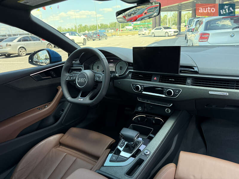 Купе Audi A5 2022 в Киеве