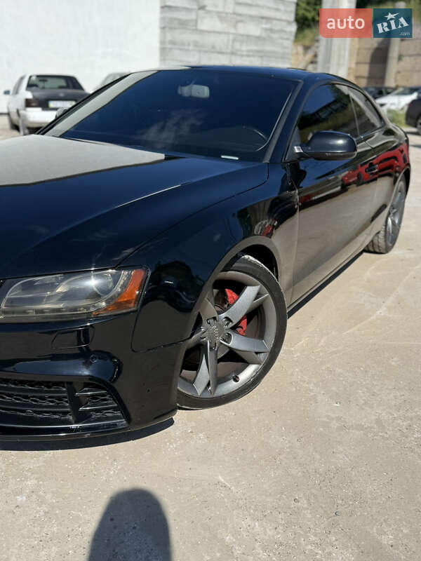 Купе Audi A5 2011 в Киеве