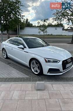 Купе Audi A5 2017 в 