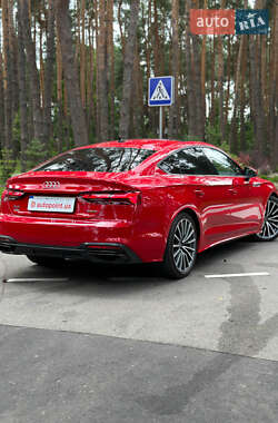 Лифтбек Audi A5 2022 в 