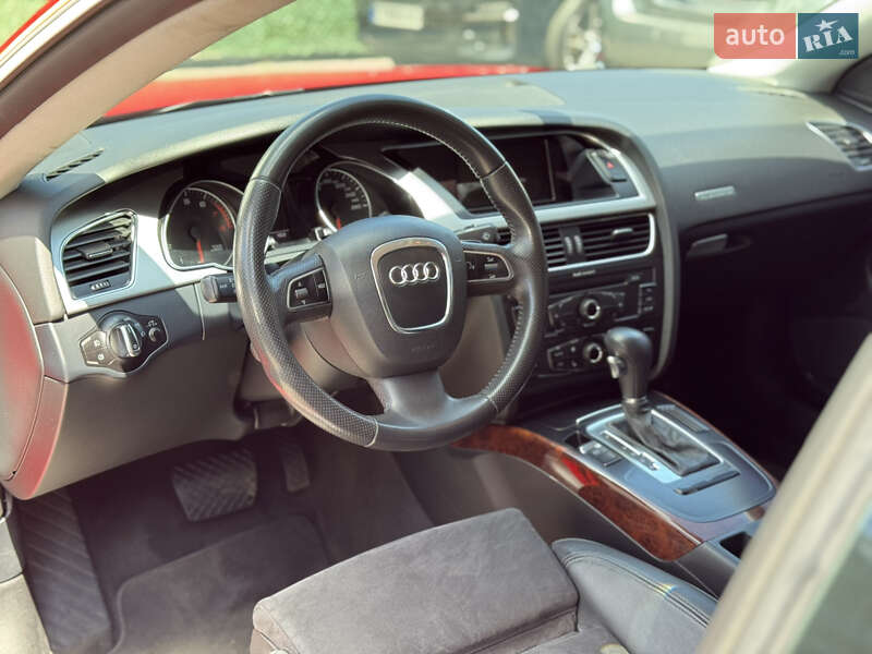 Купе Audi A5 2010 в Києві
