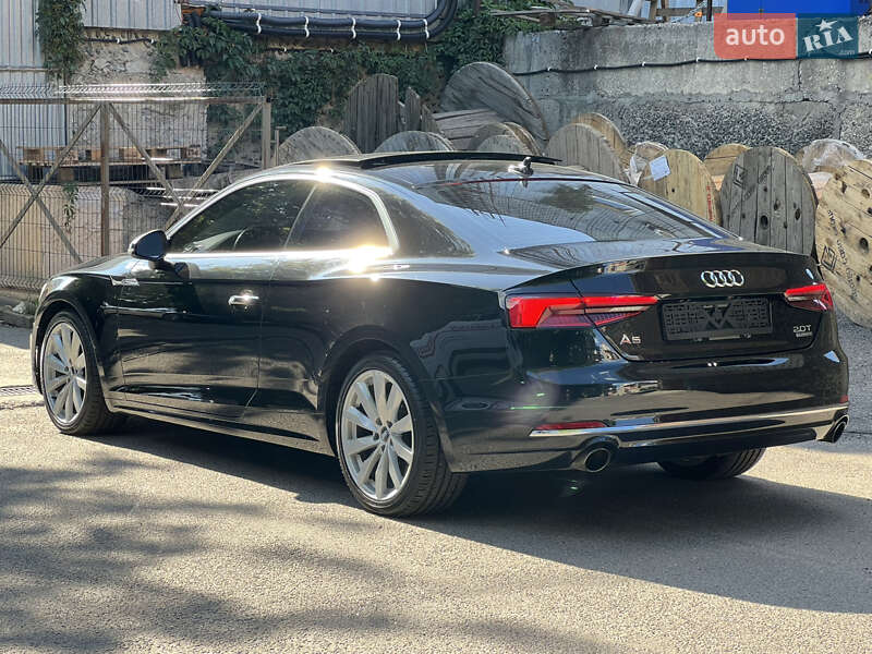 Купе Audi A5 2017 в 