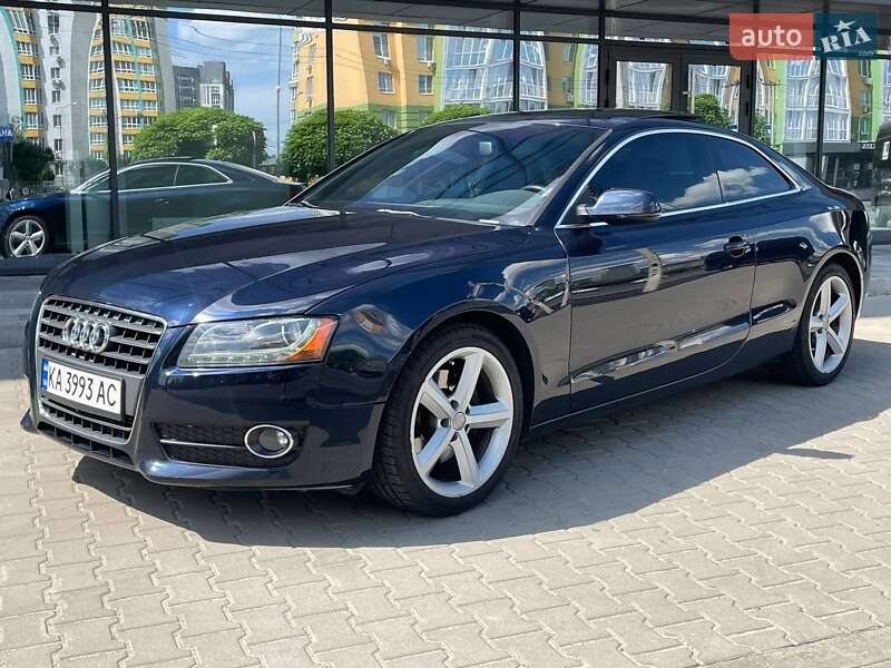 Купе Audi A5 2009 в 
