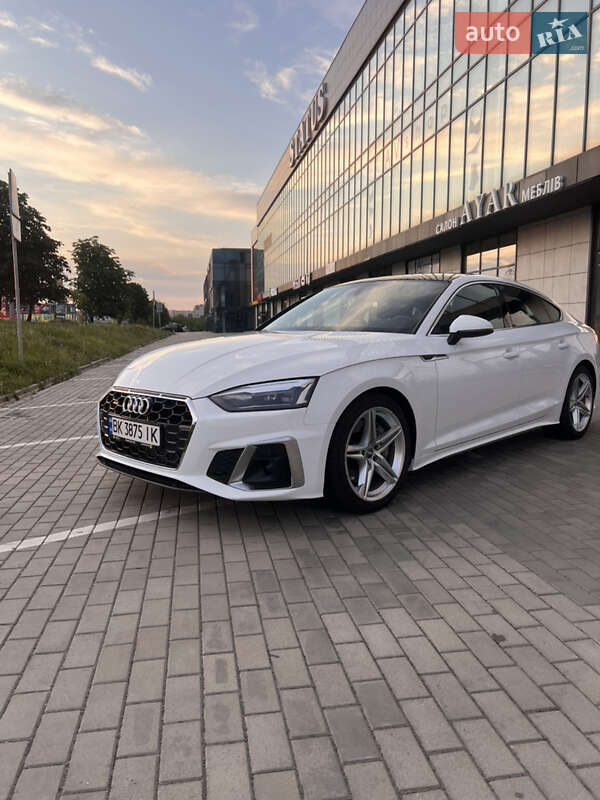 Ліфтбек Audi A5 2020 в Рівному