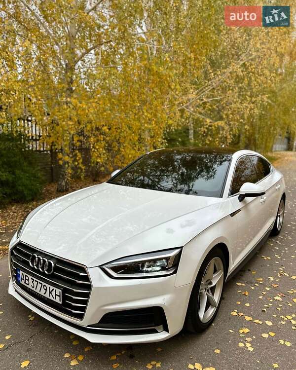 Купе Audi A5 2017 в 