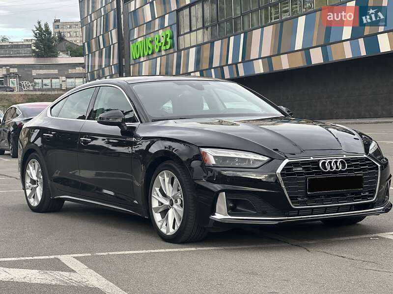 Лифтбек Audi A5 2022 в Киеве