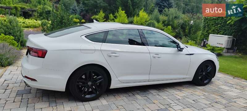 Купе Audi A5 2018 в Киеве