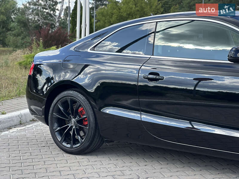 Купе Audi A5 2014 в Киеве