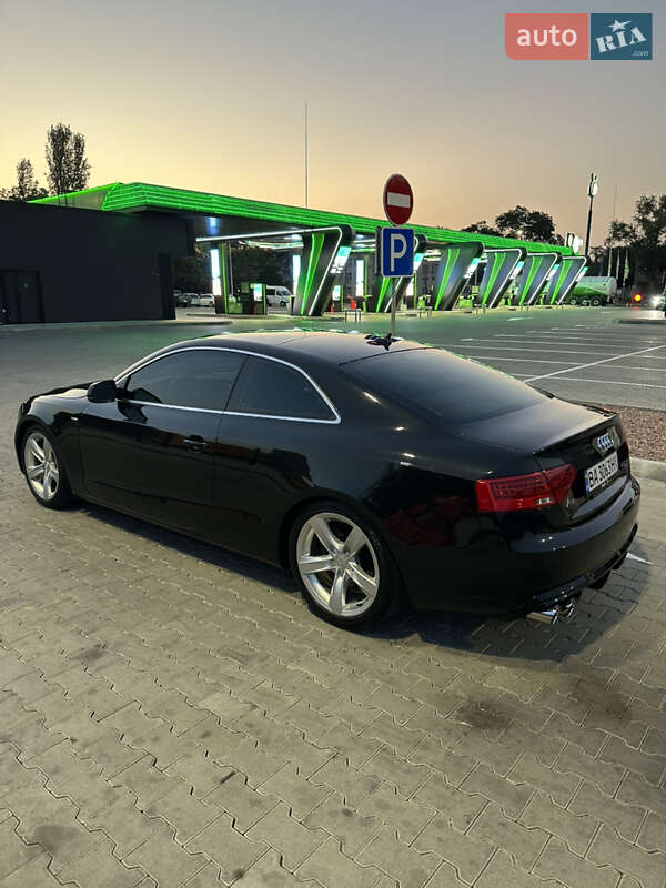 Купе Audi A5 2012 в Одессе