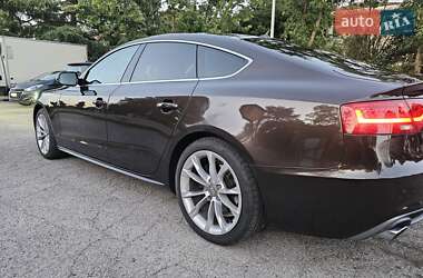 Купе Audi A5 2011 в 