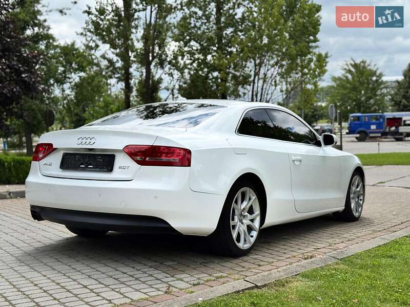 Купе Audi A5 2011 в Львове