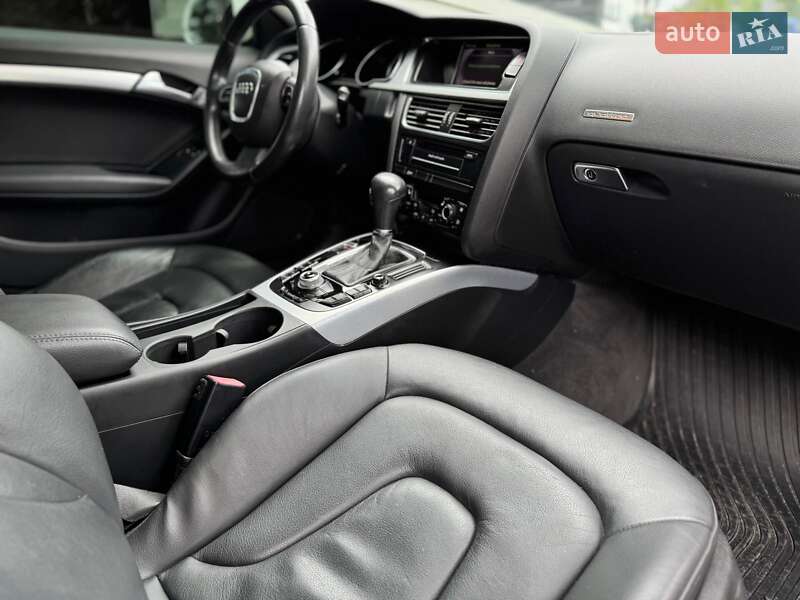 Купе Audi A5 2011 в Львове