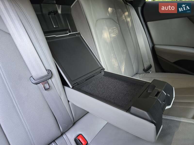 Купе Audi A5 2017 в Хмельницькому